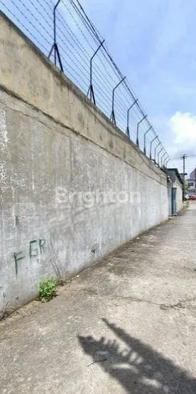 image GUDANG DAN RUANG USAHA DI DEKAT EXIT TOL PALUR (8)
