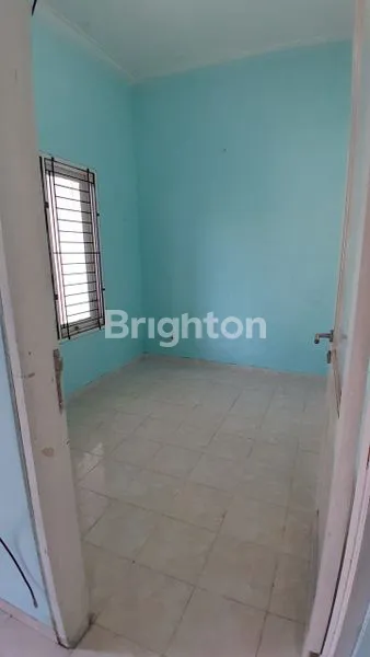 image RUMAH NYAMAN SIAP HUNI DI STRATEGIS AREA SURABAYA TIMUR, SELANGKAH KE RAYA MERR, KAMPUS UPN, PONDOK TJANDRA, RUNGKUT (5)