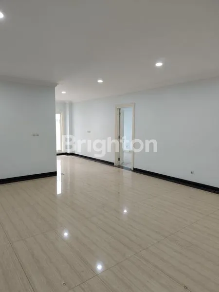 image RUMAH MINIMALIS ROOFTOP TAMAN SURYA 5 PEGADUNGAN KALIDERES JAKARTA BARAT (4)