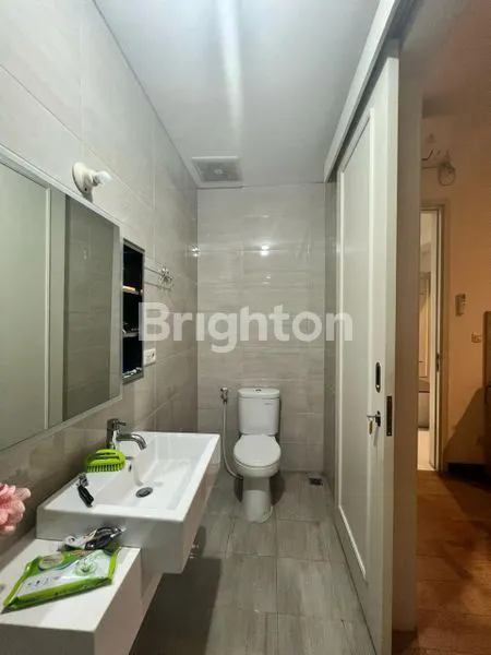 image RUMAH MEWAH 7 KT DI SUVARNA SUTRA, LT 128M² (6)