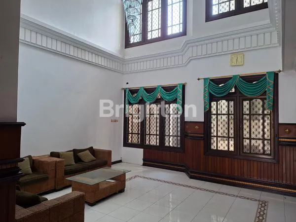 image RUMAH BAGUS TERAWAT TAMAN DARMO INDAH SURABAYA BARAT (5)