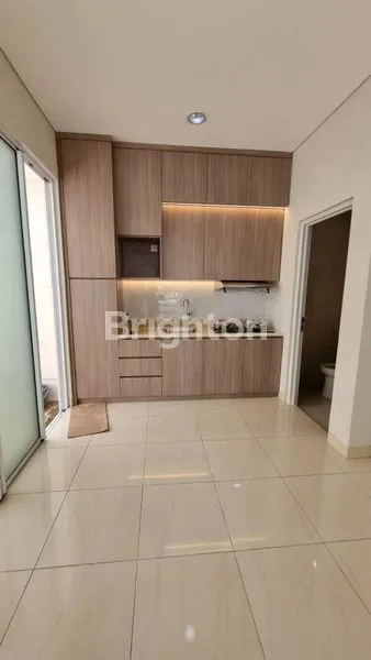 image RUMAH TOWNHOUSE 2 LANTAI SIAP HUNI DI VANYA PARK BSD, DEKAT STASIUN & MALL (1)