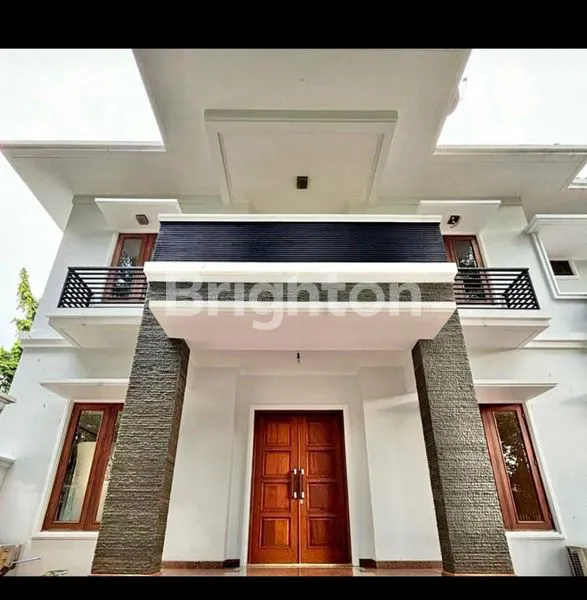 image RUMAH MEWAH PATRA KUNINGAN, 650M², KOLAM RENANG (1)