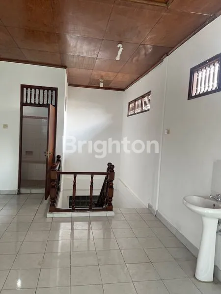image DISEWAKAN RUMAH 2 LANTAI DI TENGAH KOTA DENPASAR TIMUR, BEBAS BANJIR\\U2728 (6)