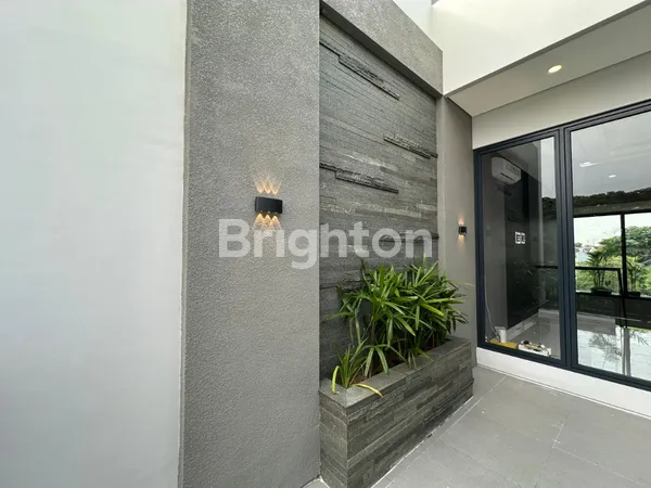 image RUMAH BARU MINIMALIS SEMI FURNISH 3 LANTAI DI CITRALAND DEKAT UC, GWALK, GRAHA DAN PAKUWON (8)