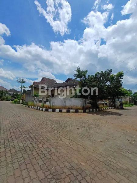 image RUMAH DI JUAL / SEWA DI SRONDOL BUMI INDAH SEMARANG (1)