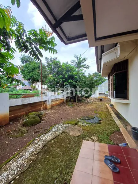 image RUMAH DI JUAL / SEWA DI SRONDOL BUMI INDAH SEMARANG (3)