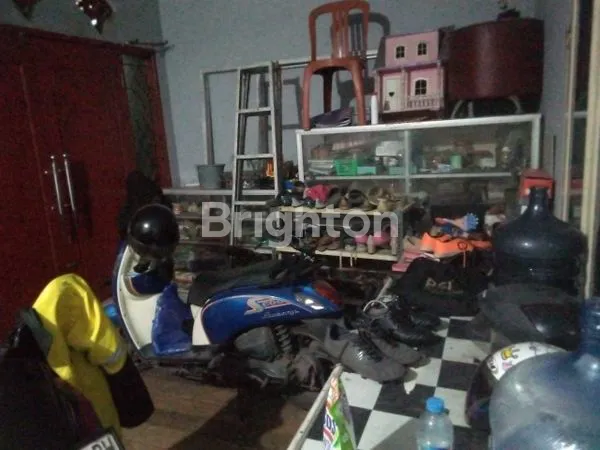 image RUMAH SIAP HUNI PERUMNAS KARAWACI TANGERANG (7)