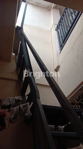 image RUMAH SIAP HUNI PERUMNAS KARAWACI TANGERANG (5)