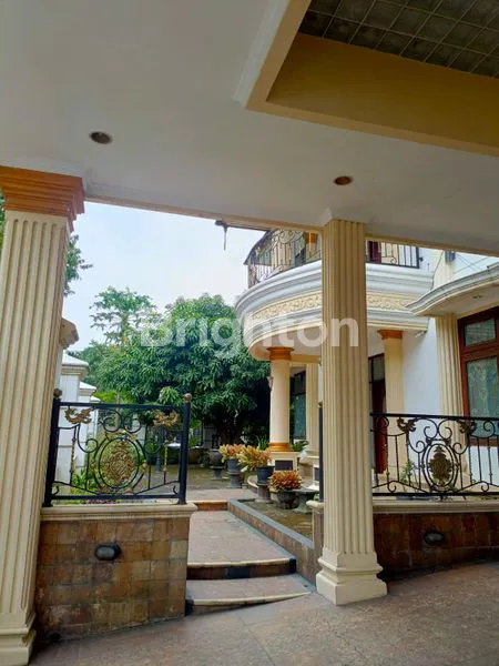 image RUMAH MEWAH DI LIPPO KARAWACI (1)