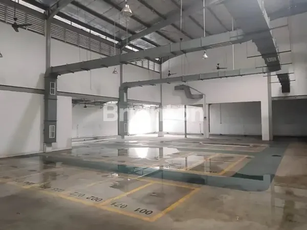 image GEDUNG WAREHOUSE PANCORAN (5)