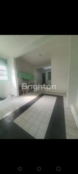 image RUMAH  BAGUS 2 LANTAI SIAP HUNI DI JALAN HANJUANG RAYA BSD TANGERANG SELATAN (3)