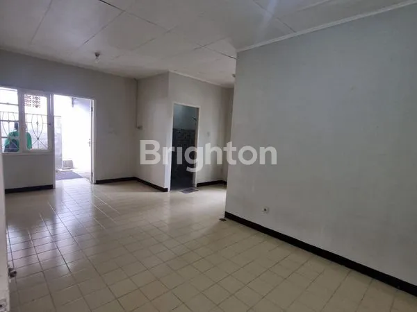 image DIJUAL RUMAH TINGGAL POSISI HOOK GRAHA BINTARO (2)