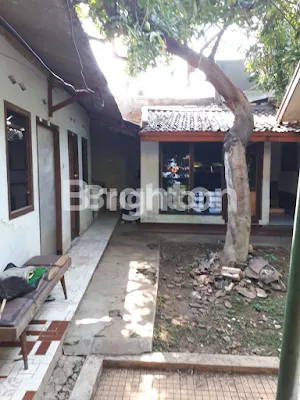 image RUMAH USAHA TENGAH KOTA TUBAN. BUTUH CEPAT LAKU (5)
