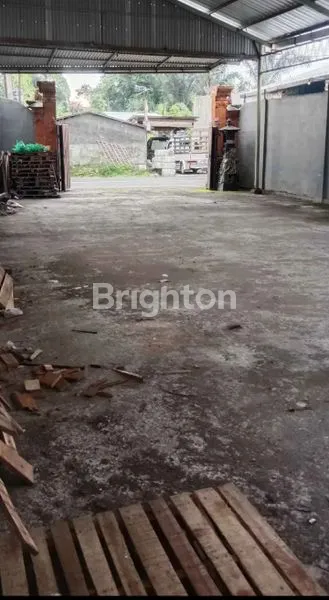 image GUDANG SIAP PAKAI DI DENPASAR UTARA, LOKASI TEPI JALAN RAYA (4)