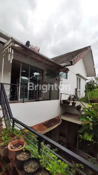 image RUMAH 5 KAMAR, SHM, DI PERUMAHAN EKSPATRIAT KUTA (3)