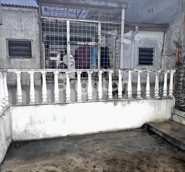 image RUKO JALAN INDUSTRI DAERAH JALAN MANDALA BEBAS BANJIR HADAP SELATAN SIAP HUNI (8)