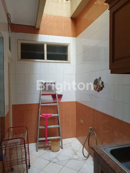 image RUMAH 2 LANTAI DISEWAKAN GREEN GARDEN (8)