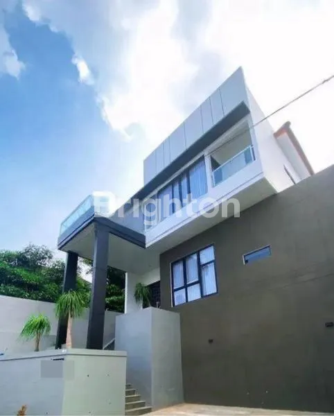 image VILA BAGUS DIJUAL DI KOTA BATU (2)