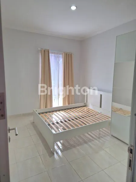 image RUMAH CANTIK TIPE CARILLO FULL RENOVASI SIAP HUNI – BOSTON VILLAGE GADING SERPONG. (2)