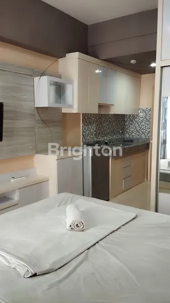 image APARTEMEN STUDIO FULL FURNISHED VIEW POOL DEKAT DENGAN RUNGKUT, RAYA MERR, JEMURSARI, NGINDEN (3)