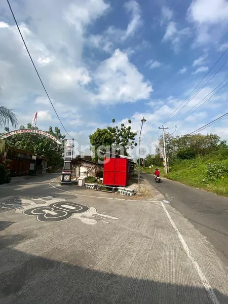 image RUMAH MINIMALIS 100M² SIAP HUNI  (8)