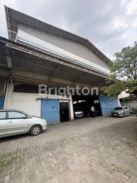 image GUDANG KANTOR BESERTA USAHA DAN MESIN PERCETAKAN PACKAGING MAKANAN DI MUARA KARANG (1)