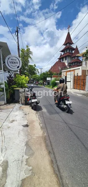image RUKO STRATEGIS DI JL. RAYA TUKA CANGGU (3)