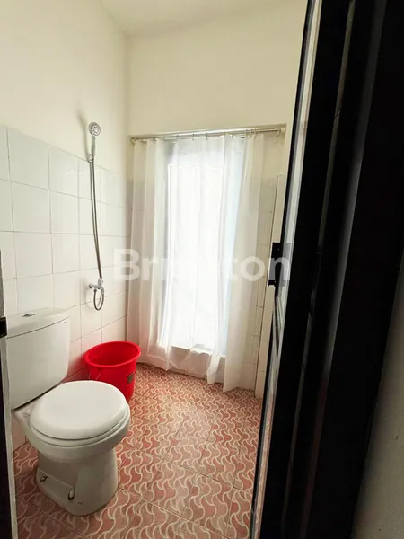 image TERMURAH! RUMAH 2 LANTAI DI PAMULANG CUMA 550 JUTA. SIAP HUNI, BEBAS BANJIR, 15 MENIT KE STASIUN! (5)