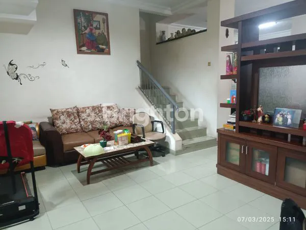 image RUMAH SIAP HUNI GADING SERPONG TANGERANG (8)