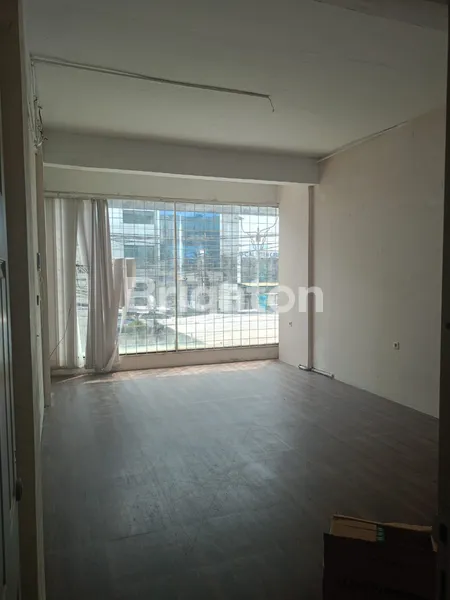 image JUAL RUKO GANDENG  TERMURAH , SUDAH DI JEBOL JALAN RAYA PREMIUM JAKSEL COCOK UNTUK USAHA DAN PERKANTORAN, RESTORAN, SALON ESTETIKA (4)