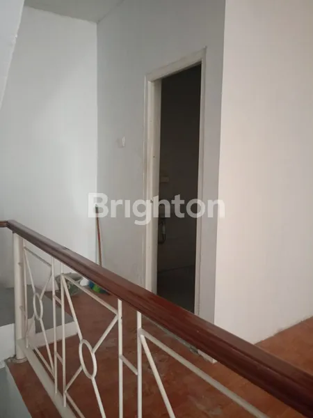 image JUAL RUKO GANDENG  TERMURAH , SUDAH DI JEBOL JALAN RAYA PREMIUM JAKSEL COCOK UNTUK USAHA DAN PERKANTORAN, RESTORAN, SALON ESTETIKA (5)