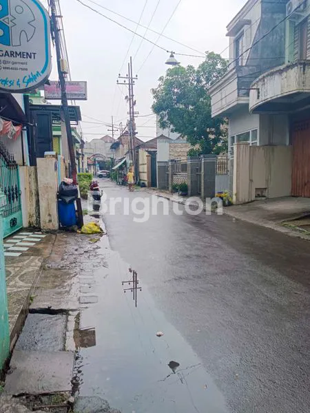 image RUKO 2 LANTAI DI JALAN RAYA JETIS SIDOARJO (3)