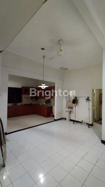 image RUMAH SIAP HUNI DI KAWASAN IKAN MUSING, PERAK SURABAYA  (5)