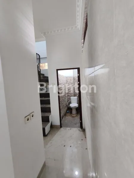 image SEWA RUKO 3 LANTAI, LT 195M² & LB 420M², LOKASI PRIME (5)