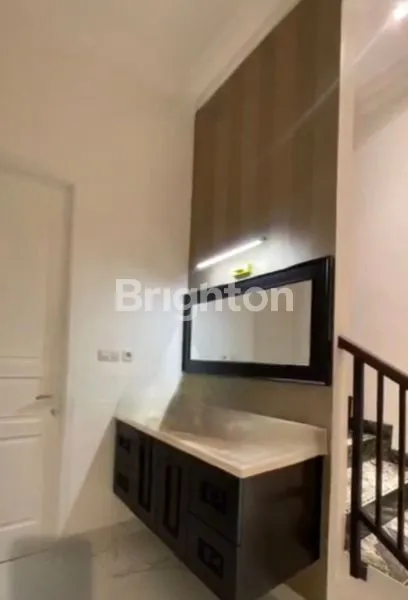 image DIJUAL RUMAH DI KOMPLEK DPR PRIBADI JOGLO (7)