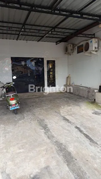 image RUMAH 1 LANTAI HADAP SELATAN RENON GARASI LUAS (4)