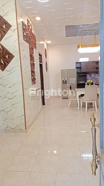image RUMAH 1 LANTAI SEMIFURNISHED RENON HADAP SELATAN (1)