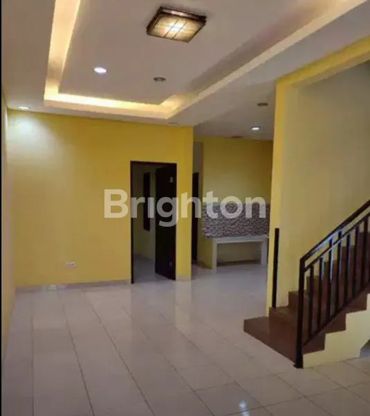 image RUMAH 2 LANTAI NYAMAN, KEBON JERUK, JAKARTA BARAT. (2)