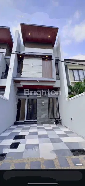 image RUMAH MANYAR JAYA, 4KT 4KM, ROW 4 MOBIL (1)