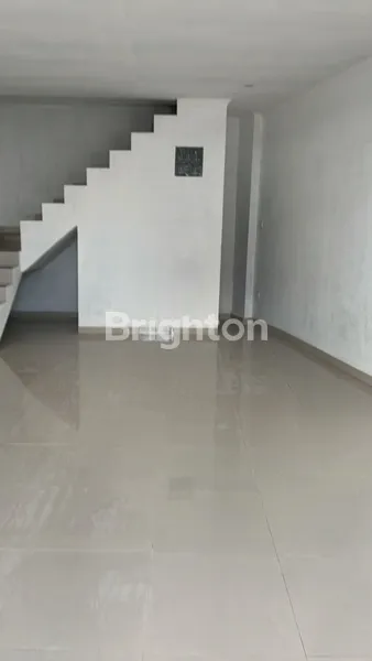 image RUKO DUA LANTAI DI JALUR STRATEGIS PERERENAN (5)