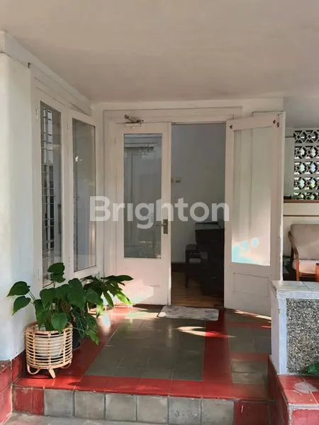 image RUMAH KOLONIAL EKSKLUSIF 722M² DI PANDEYAN, DEKAT MALIOBORO (7)