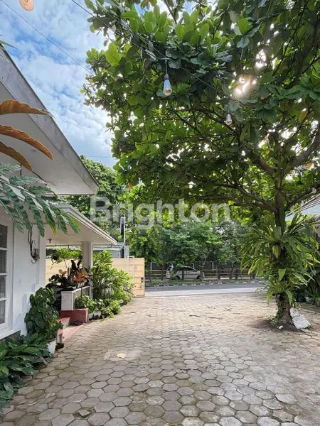 image RUMAH KOLONIAL EKSKLUSIF 722M² DI PANDEYAN, DEKAT MALIOBORO (2)