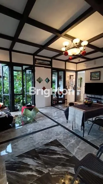 image RUMAH KAVLING HOOK STRATEGIS DI LEBAK BULUS JAKARTA SELATAN ASRI DAN MEWAH (1)