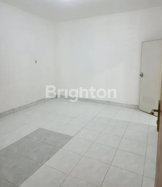 image RUMAH 1 LANTAI DEKAT JALAN BESAR KELAPA GADING (5)