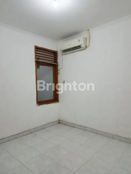 image RUMAH 1 LANTAI DEKAT JALAN BESAR KELAPA GADING (6)