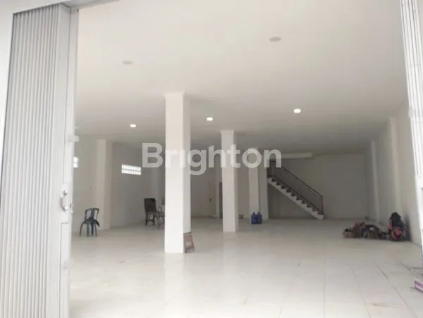 image RUKO BARU 3 LANTAI 2 PINTU DI DAERAH STRATEGIS BALIKPAPAN BARU  (4)