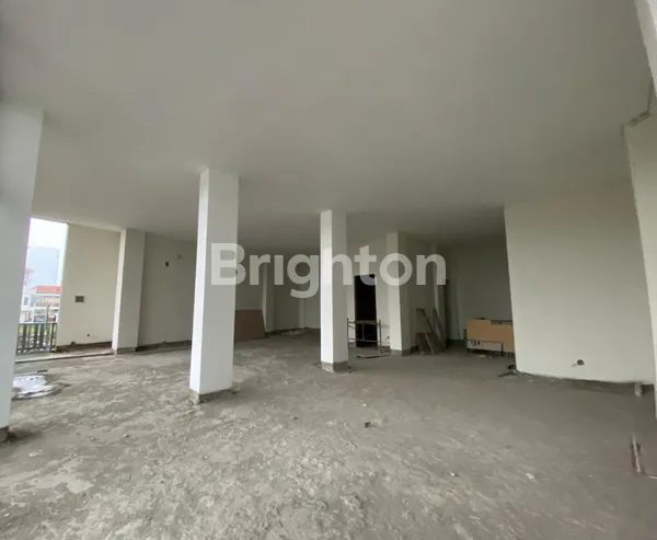 image BUKAN RUKO BIASA — INI HEAD OFFICE SIAP PAKAI DI KAYU TULANG CANGGU (4)