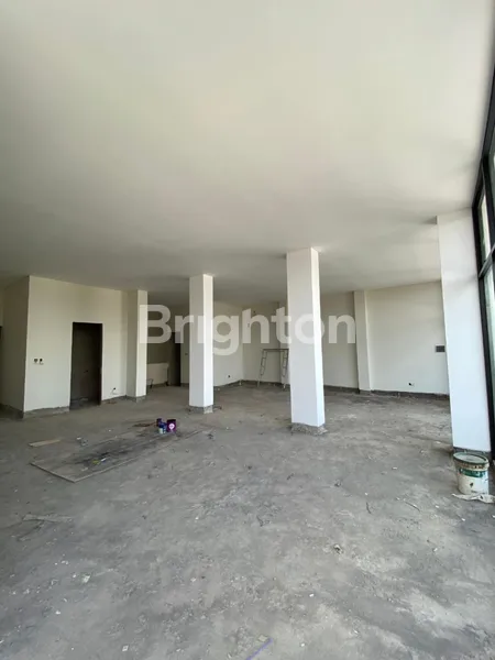 image BUKAN RUKO BIASA — INI HEAD OFFICE SIAP PAKAI DI KAYU TULANG CANGGU (5)