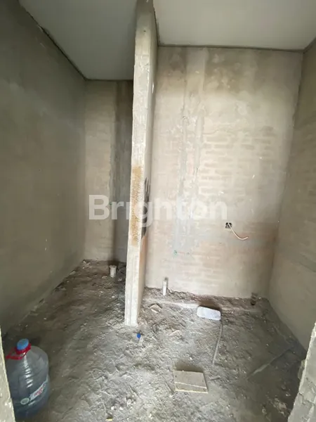 image BUKAN RUKO BIASA — INI HEAD OFFICE SIAP PAKAI DI KAYU TULANG CANGGU (8)